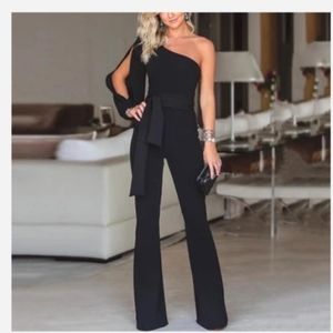Stylish One Shoulder Long Sleeves Jumpsuit